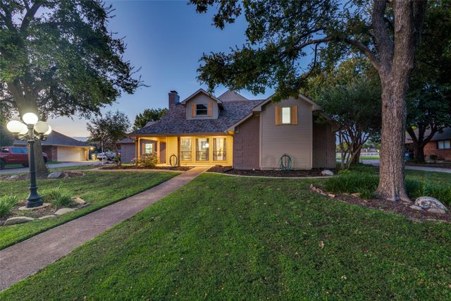 2209 Vicksburg Drive, Sachse, TX 75048