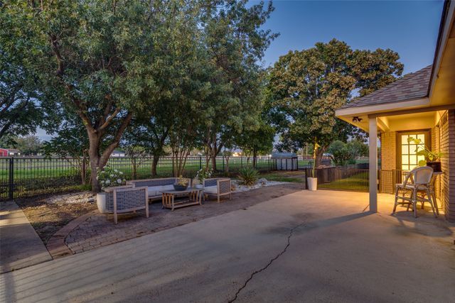 2209 Vicksburg Drive, Sachse, TX 75048