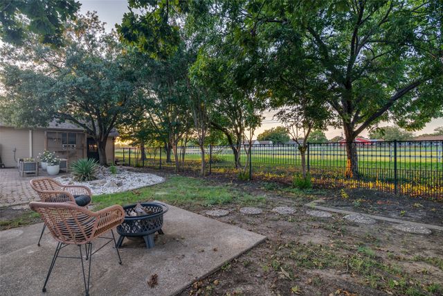 2209 Vicksburg Drive, Sachse, TX 75048