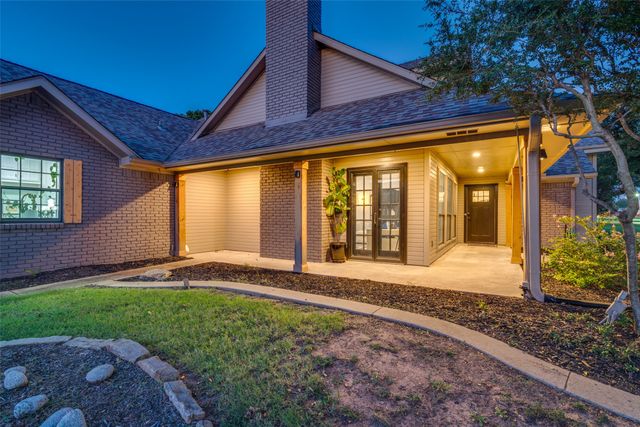 2209 Vicksburg Drive, Sachse, TX 75048