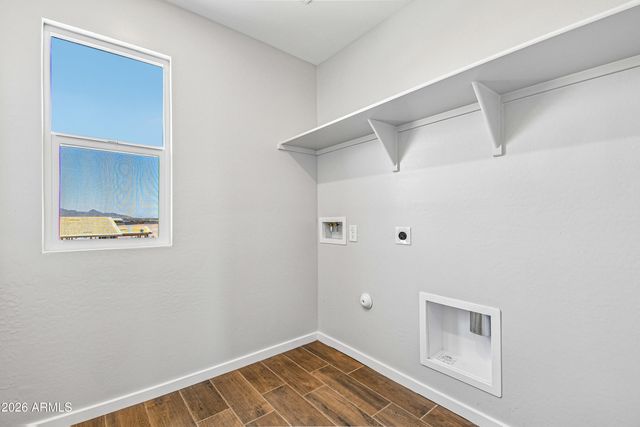 5858 E SIDEOATS Way, San Tan Valley, AZ 85143