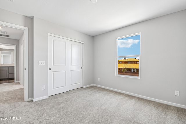 5858 E SIDEOATS Way, San Tan Valley, AZ 85143