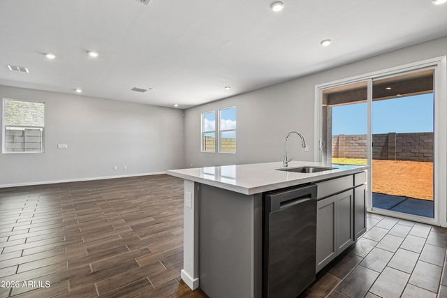 5858 E SIDEOATS Way, San Tan Valley, AZ 85143