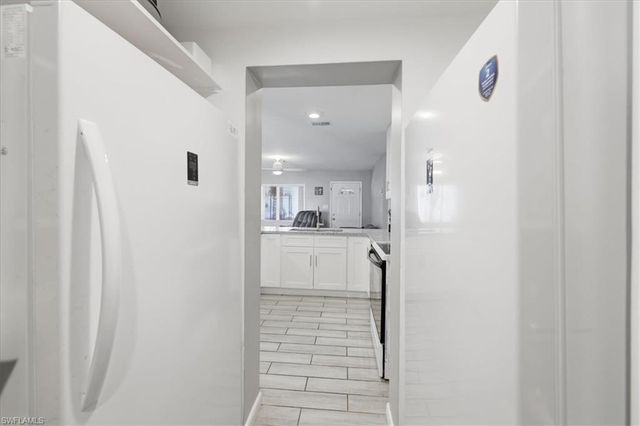 102 Crescent Lake DR, North Fort Myers, FL 33917