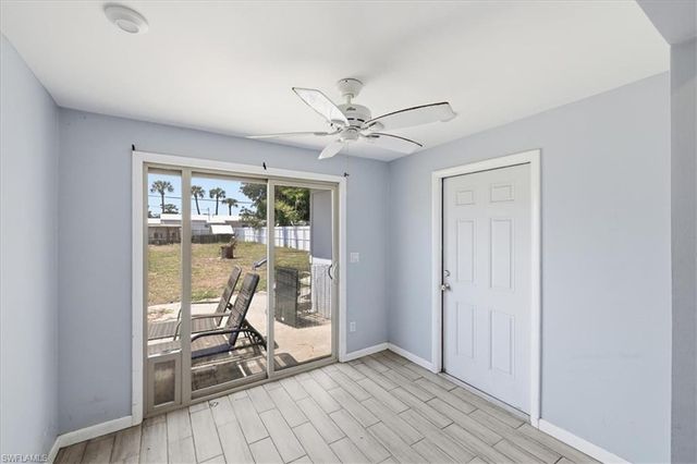 102 Crescent Lake DR, North Fort Myers, FL 33917