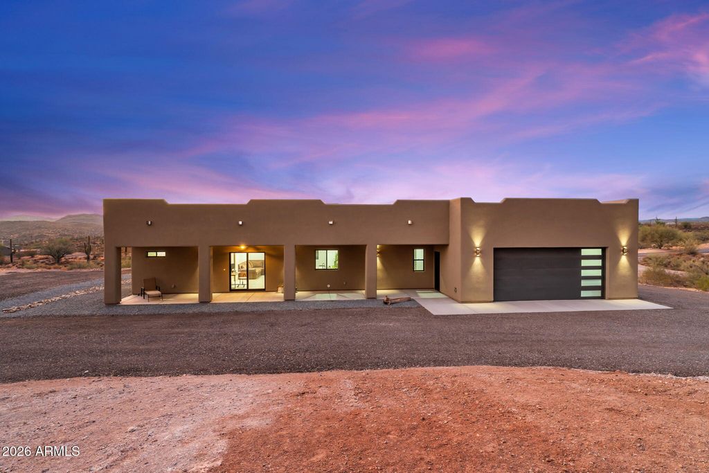 45589 N SAN DOMINGO PEAK Trail, Morristown, AZ 85342 — photo 2