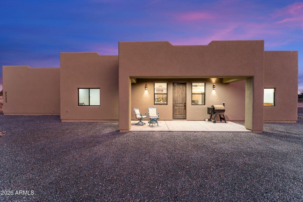 45589 N SAN DOMINGO PEAK Trail, Morristown, AZ 85342 — photo 3
