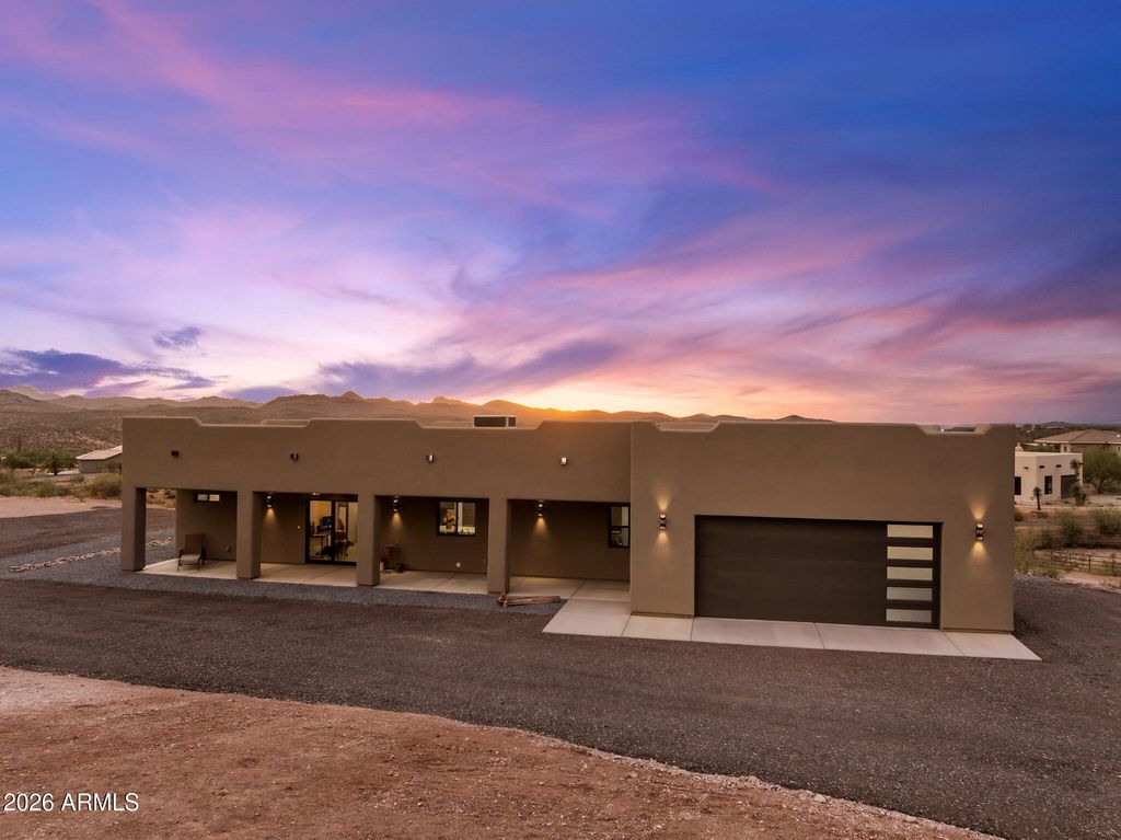 45589 N SAN DOMINGO PEAK Trail, Morristown, AZ 85342 — photo 5