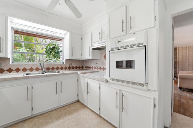 723 N 7th Street, Lantana, FL 33462