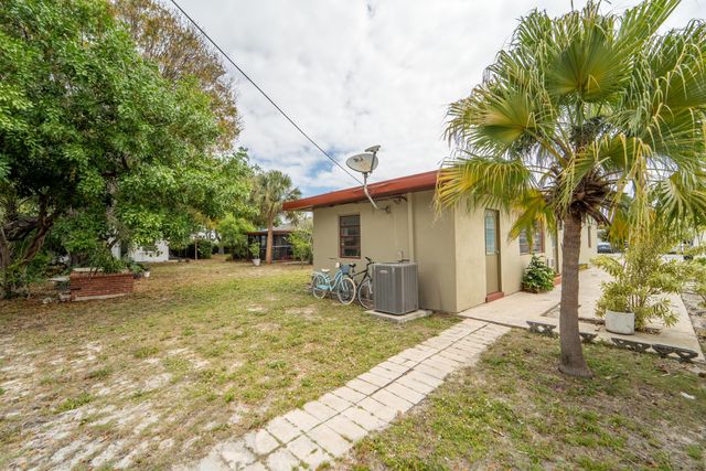 723 N 7th Street, Lantana, FL 33462