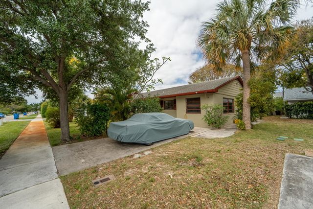 723 N 7th Street, Lantana, FL 33462