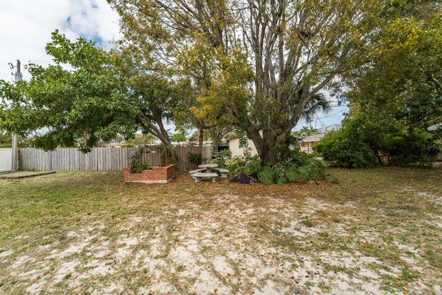 723 N 7th Street, Lantana, FL 33462