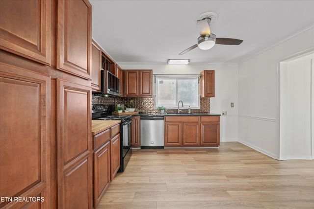 4317 Roaming Drive, Knoxville, TN 37912