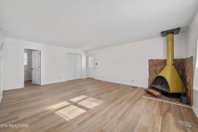 4317 Roaming Drive, Knoxville, TN 37912