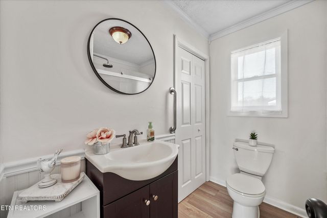 4317 Roaming Drive, Knoxville, TN 37912