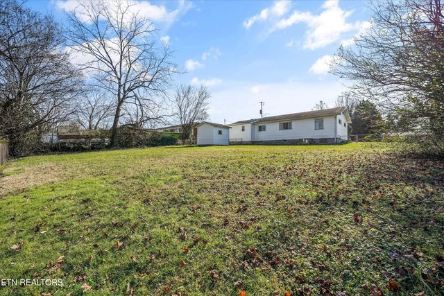 4317 Roaming Drive, Knoxville, TN 37912