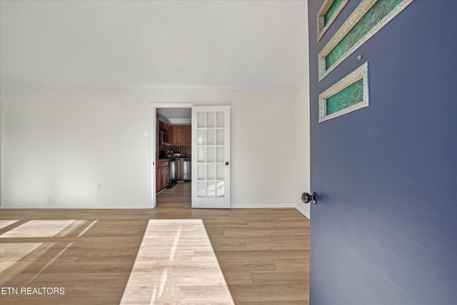 4317 Roaming Drive, Knoxville, TN 37912