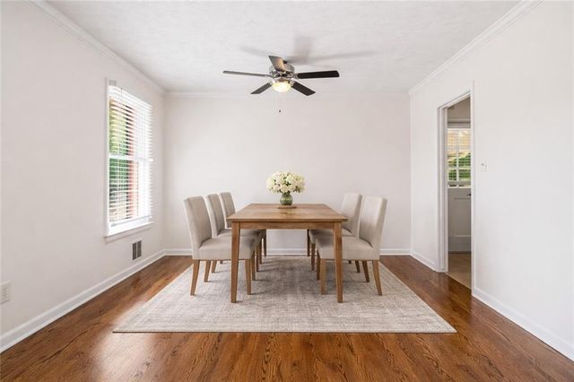 689 Old Canton Road, Marietta, GA 30068