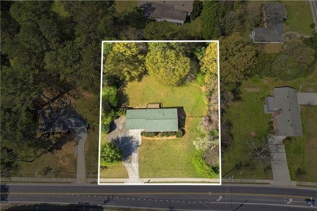 689 Old Canton Road, Marietta, GA 30068