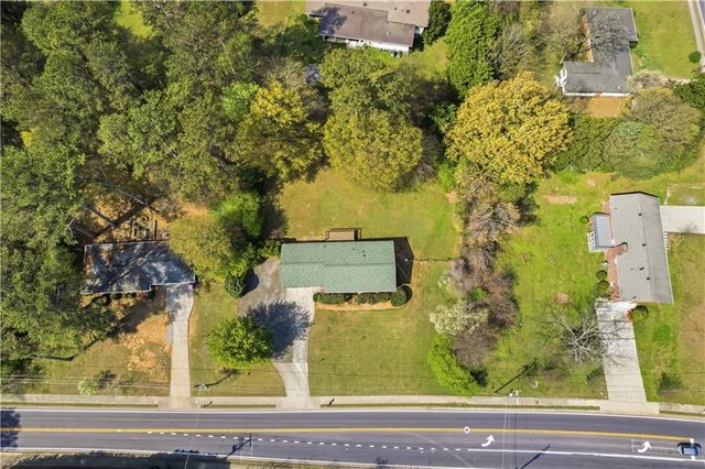 689 Old Canton Road, Marietta, GA 30068