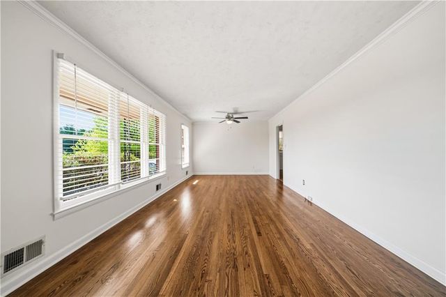 689 Old Canton Road, Marietta, GA 30068