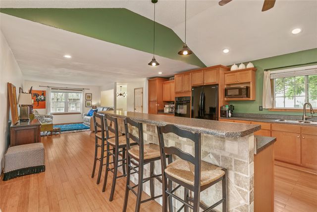 824 Casady Drive, Norwalk, IA 50211