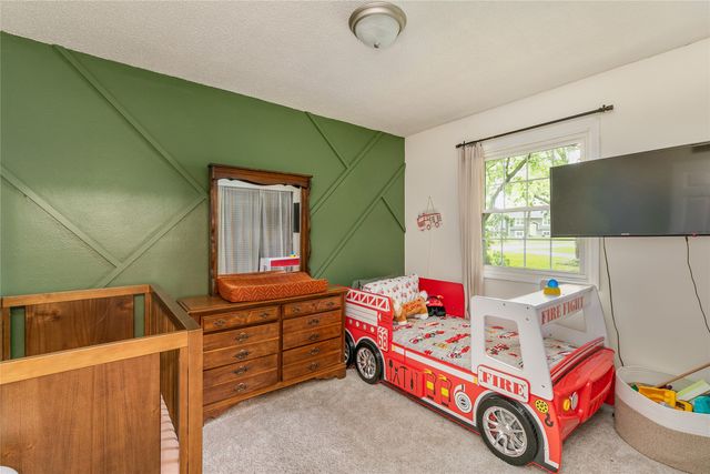 824 Casady Drive, Norwalk, IA 50211