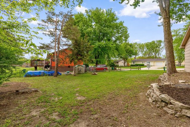 824 Casady Drive, Norwalk, IA 50211
