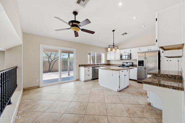 2743 E VERBENA Drive, Phoenix, AZ 85048