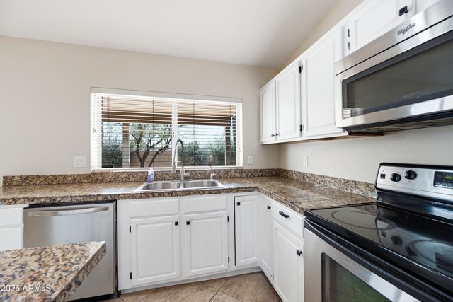 2743 E VERBENA Drive, Phoenix, AZ 85048