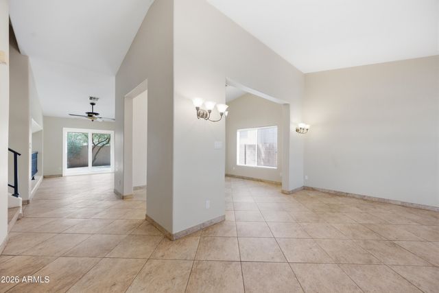 2743 E VERBENA Drive, Phoenix, AZ 85048