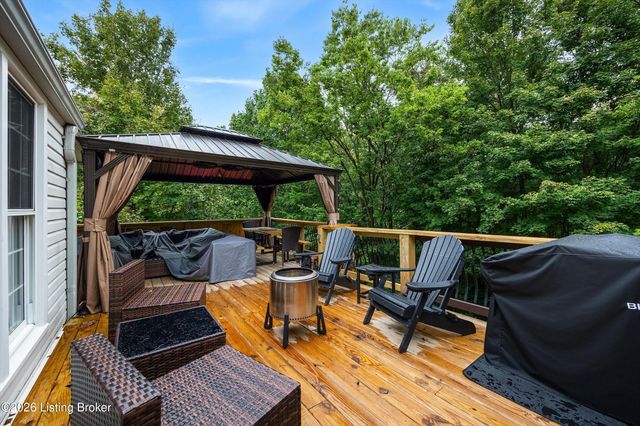 5401 Tarrant Ln, Crestwood, KY 40014