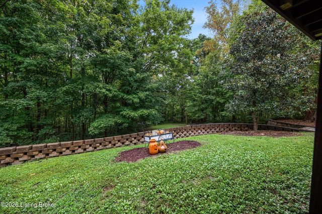5401 Tarrant Ln, Crestwood, KY 40014