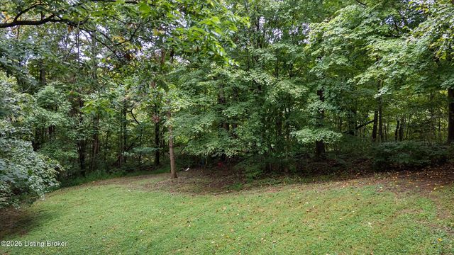 5401 Tarrant Ln, Crestwood, KY 40014