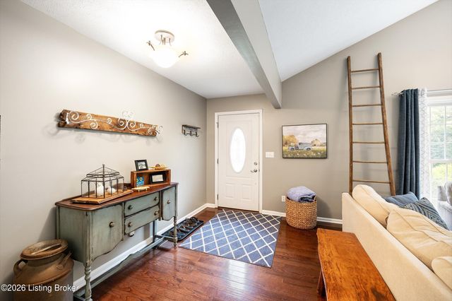 5401 Tarrant Ln, Crestwood, KY 40014