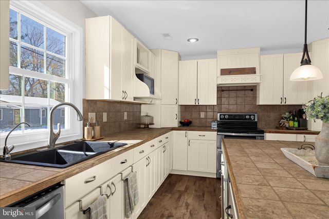 112 CHARITY LN, Queenstown, MD 21658