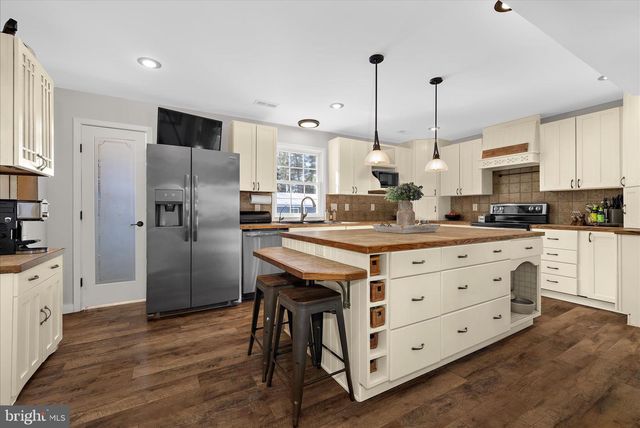 112 CHARITY LN, Queenstown, MD 21658