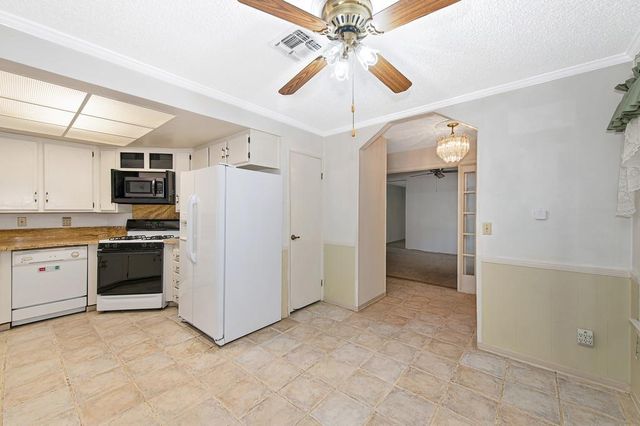 10000 Bromley Way, Sacramento, CA 95827
