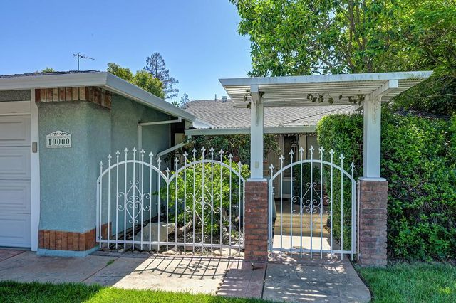10000 Bromley Way, Sacramento, CA 95827