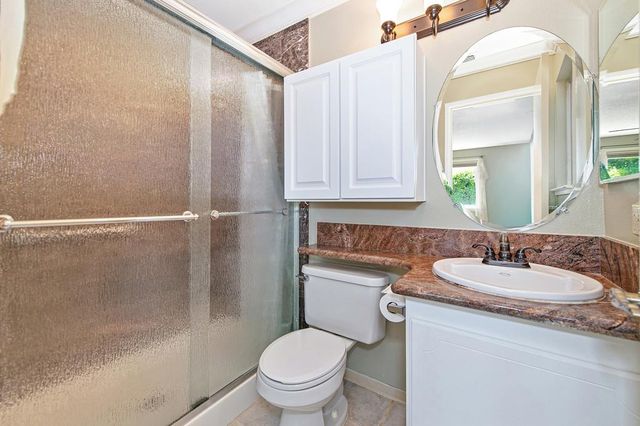 10000 Bromley Way, Sacramento, CA 95827
