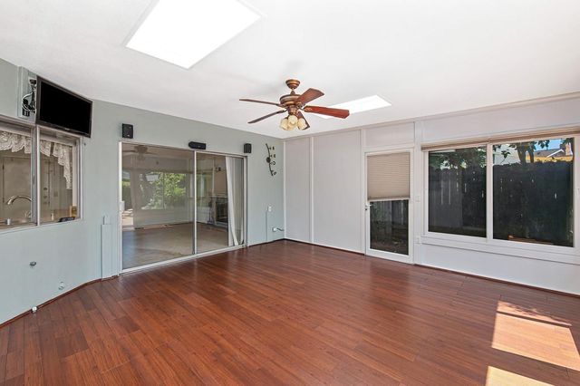 10000 Bromley Way, Sacramento, CA 95827