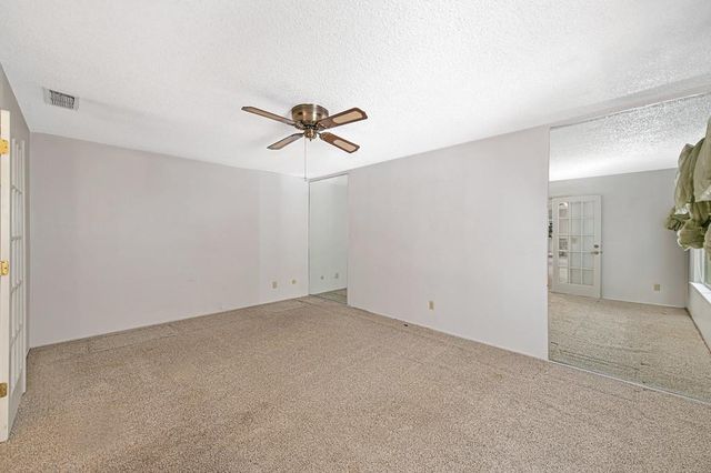 10000 Bromley Way, Sacramento, CA 95827