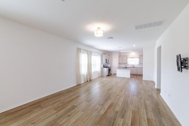 8015 Purple Aster PASS, Lago Vista, TX 78645