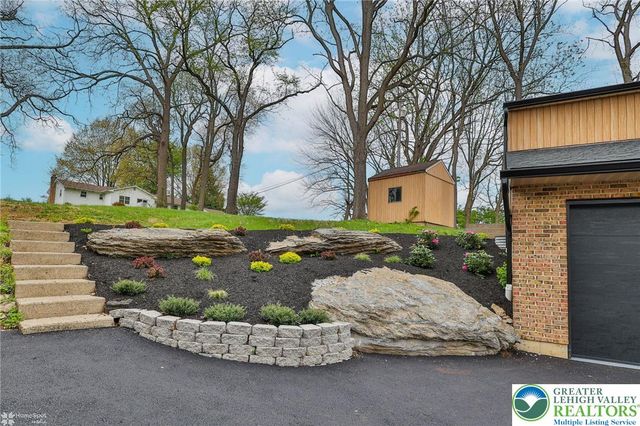 4410 Circle Drive, Lower Nazareth Twp, PA 18020
