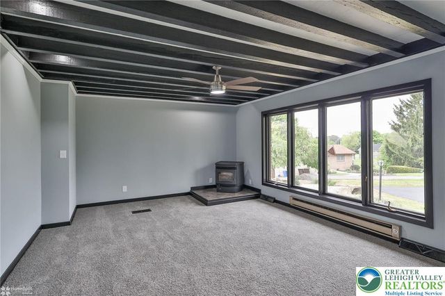 4410 Circle Drive, Lower Nazareth Twp, PA 18020