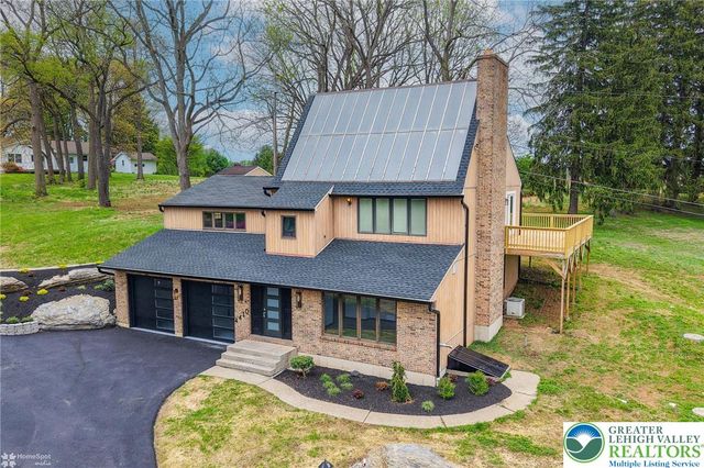 4410 Circle Drive, Lower Nazareth Twp, PA 18020