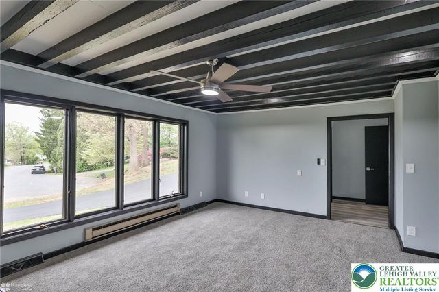 4410 Circle Drive, Lower Nazareth Twp, PA 18020