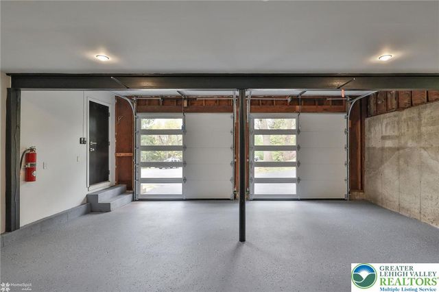 4410 Circle Drive, Lower Nazareth Twp, PA 18020