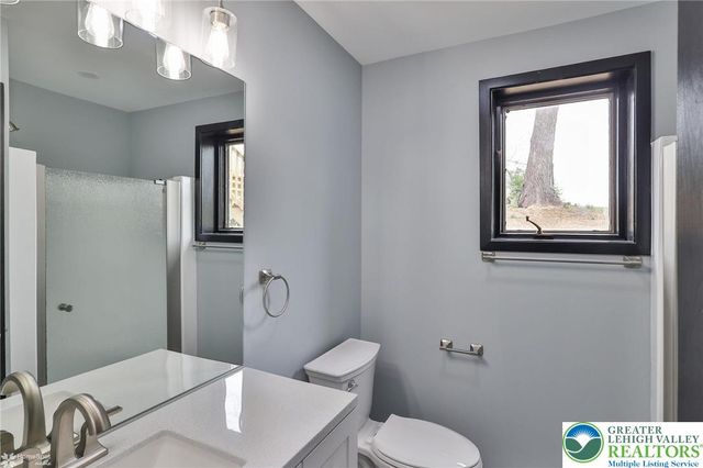 4410 Circle Drive, Lower Nazareth Twp, PA 18020