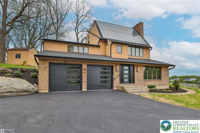 4410 Circle Drive, Lower Nazareth Twp, PA 18020
